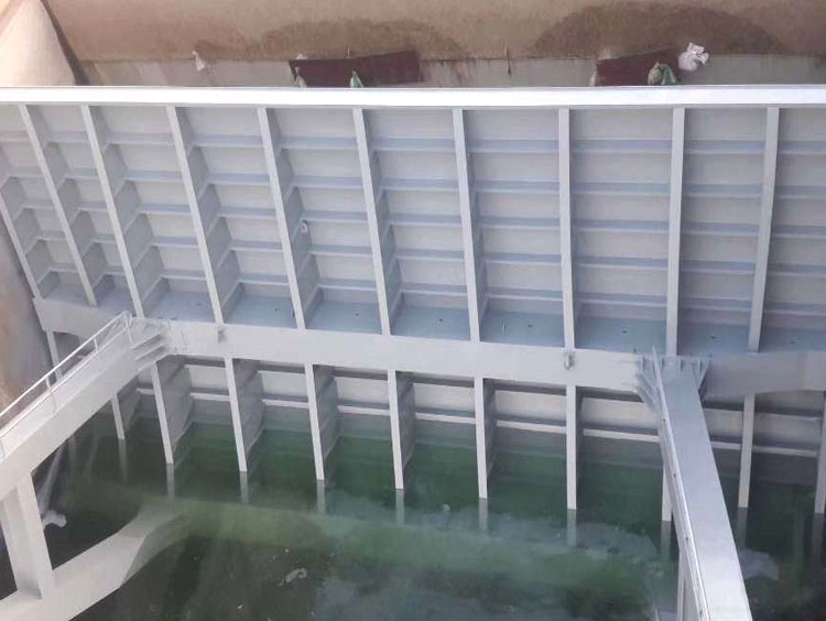 ����բ��ʩ���ֳ�